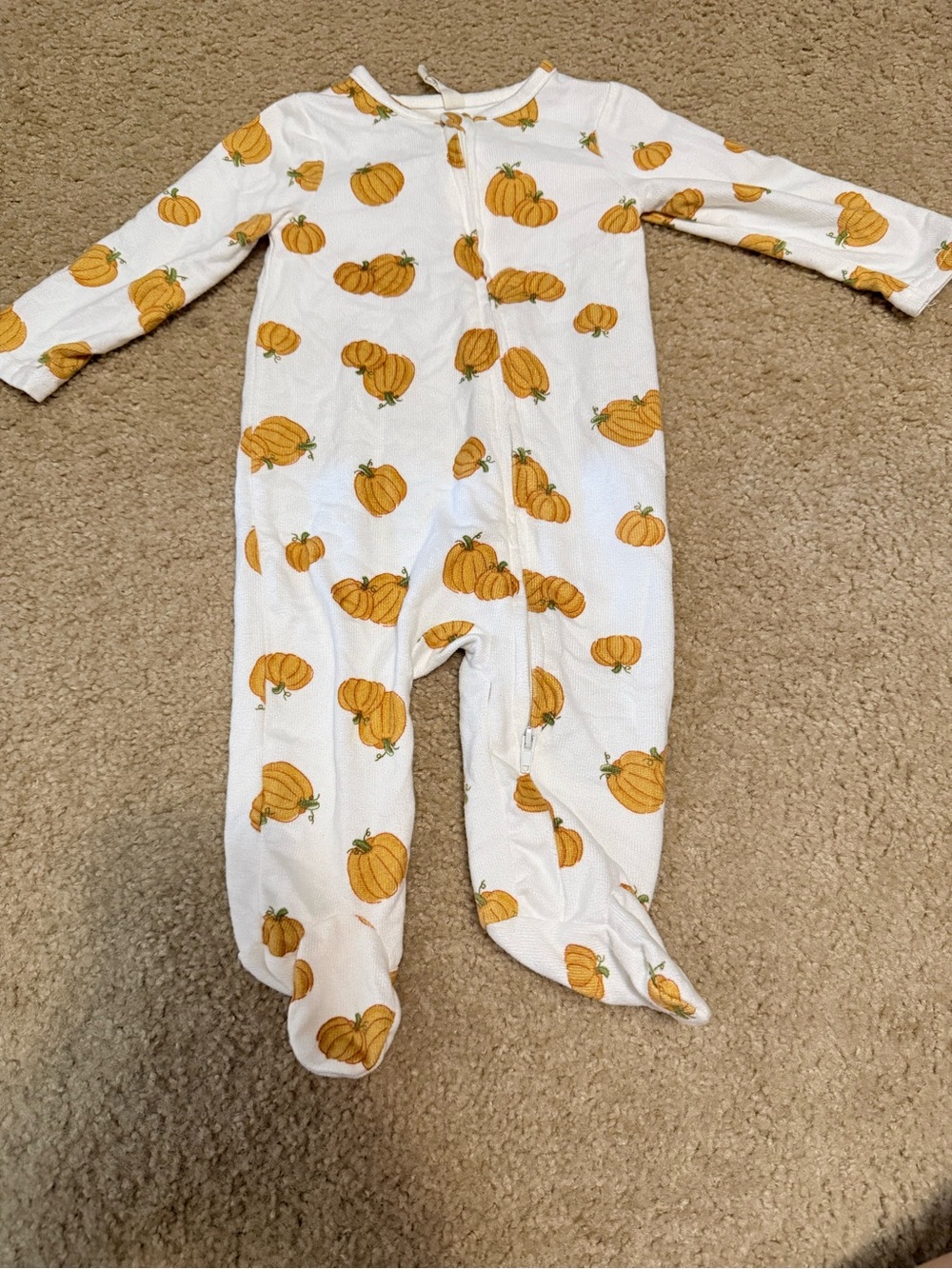 Pumpkin-Print Footed One-Piece Pajama - White with Orange Pumpkins
